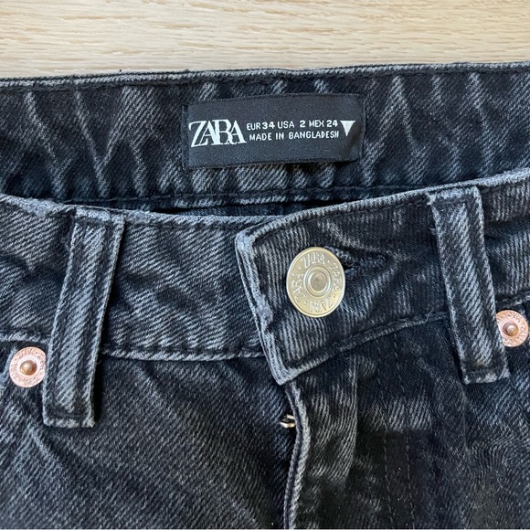 ZARA High Waisted Jeans - Picture 3 of 5